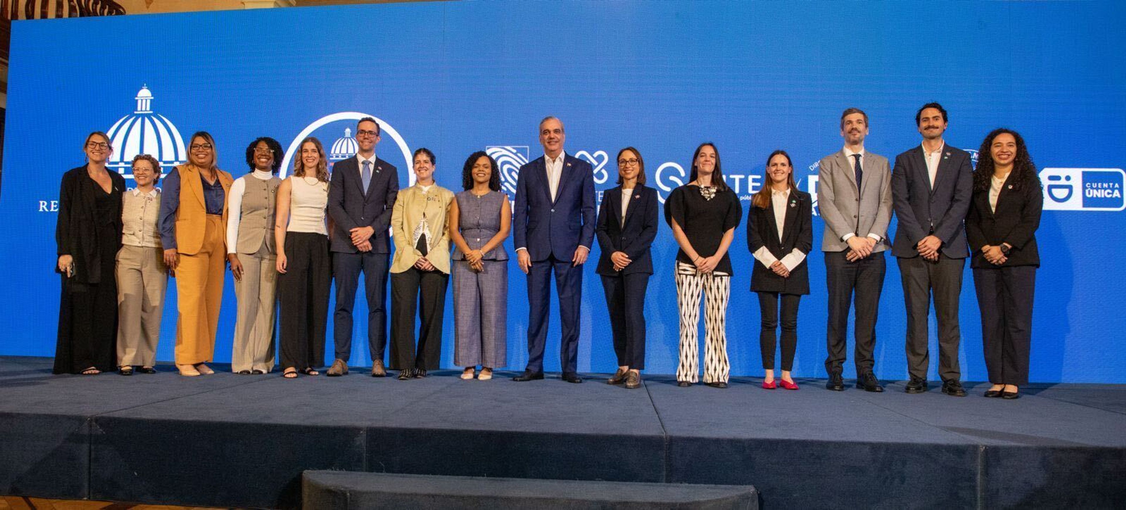 The Public Digital team with President Luis Abinader (centre) at the Presidential Palace, Santo Domingo.