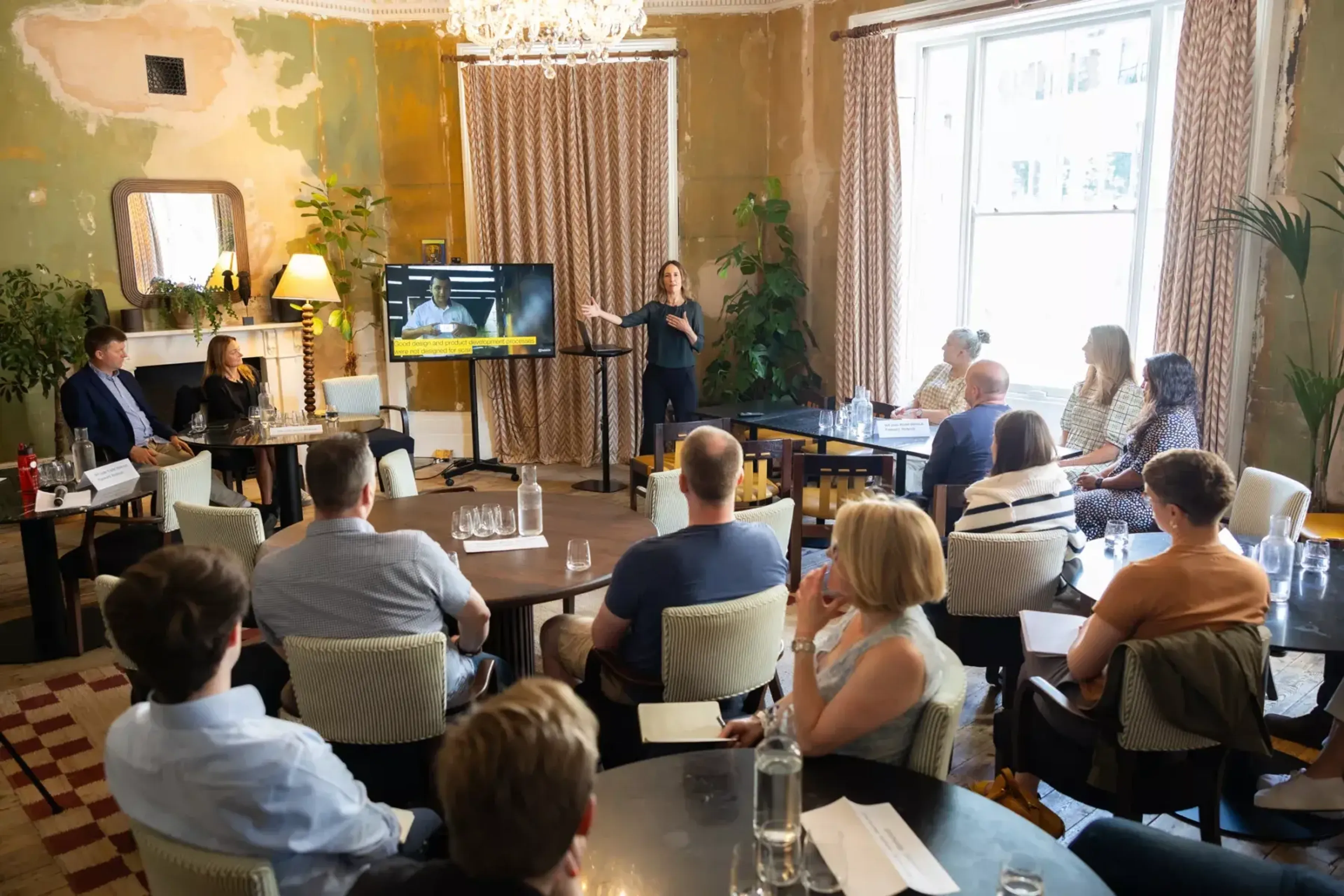 Kate Tarling presenting to the session guests at Old Sessions House